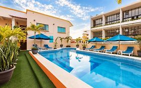 Hotel Pueblito Vallarta